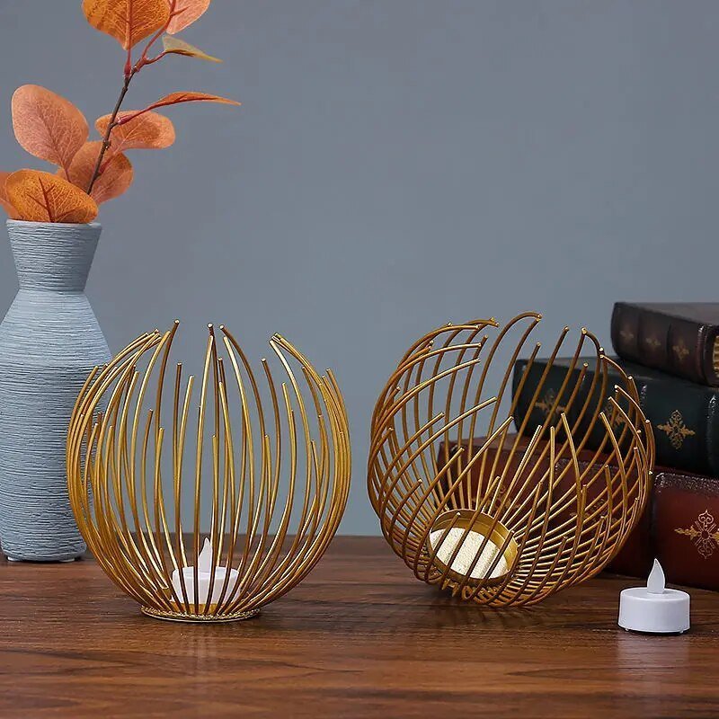 OrbGlo - Metallisk Eleganse - Ball Tealight Holder - Chic Atmosfære | Skanto