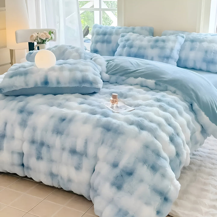 Koselig sengetøysett i plysj – varmt og mykt for høst og vinter | ReversiSkantoe-design laget av kaninpels og melkefløyel