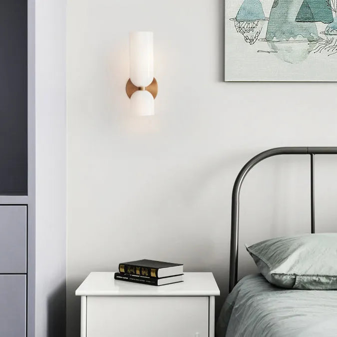 Skanto | Glassvegglampe med LED-teknologi Kombinasjon av eleganse og funksjonalitet