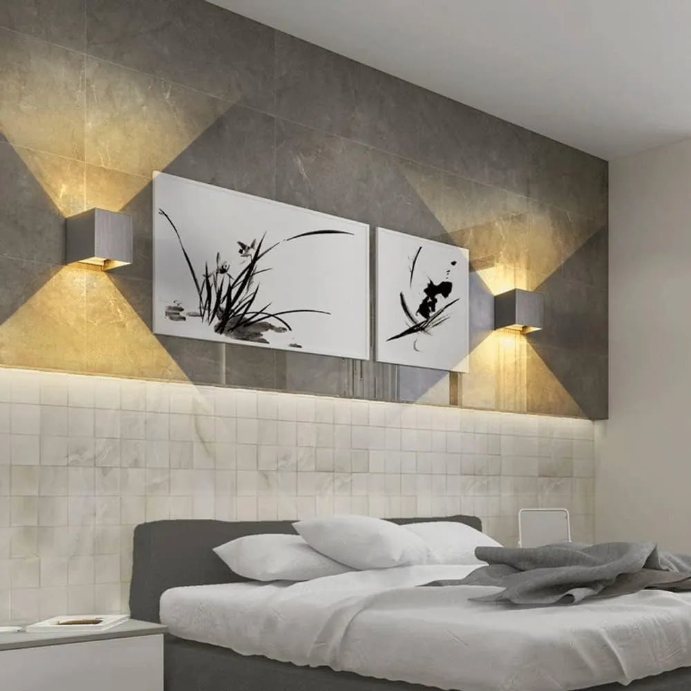 Skanto | ElegantBeam – Minimalist Vegglampe for Sofistikert Belysning