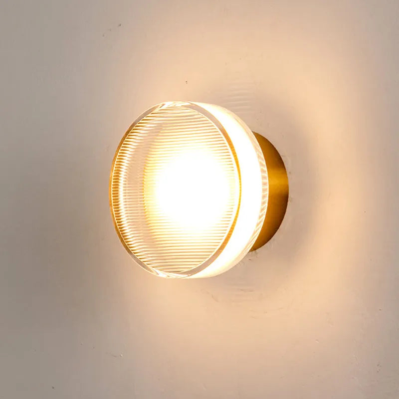 Skanto | Metall Vegglampe Liten Moderne Skålformet Design