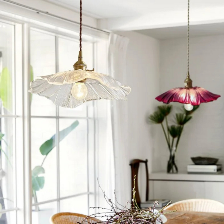 Skanto | Retro Lotus Glass Pendellampe