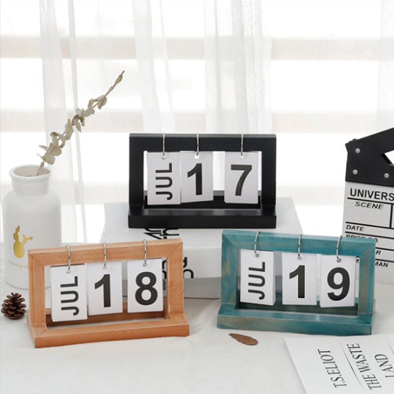 Dutch Teak Wood Skrivebordskalender | Skanto