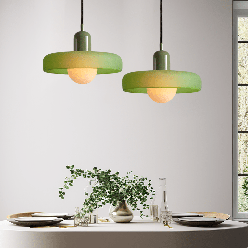 Skanto | Bauhaus Farget Glasspendellampe for Moderne Interiører