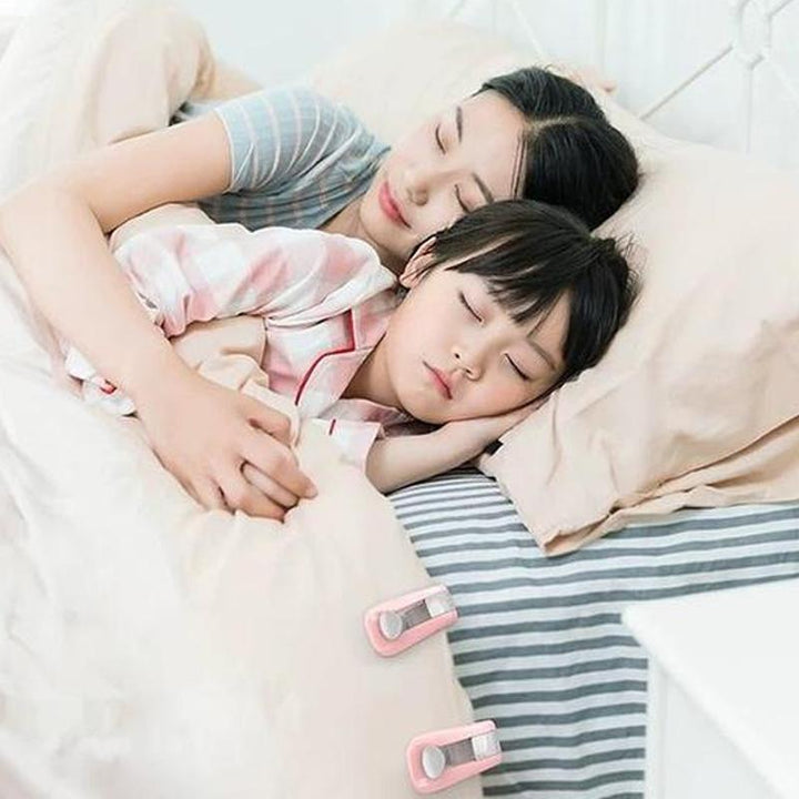 Skanto | Quilt Holder Duvet Clip