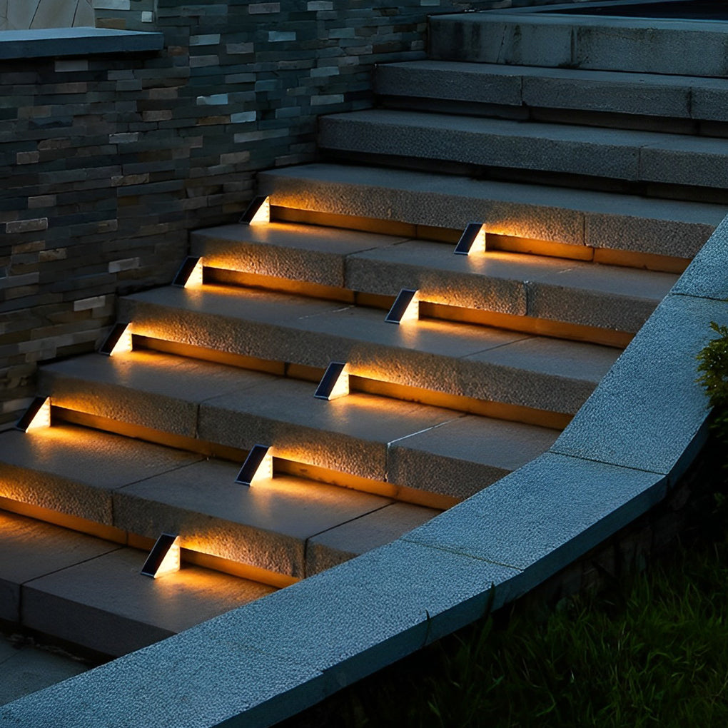 Trekantet Intelligent Vanntett LED Solutend Step Lighting | Skanto