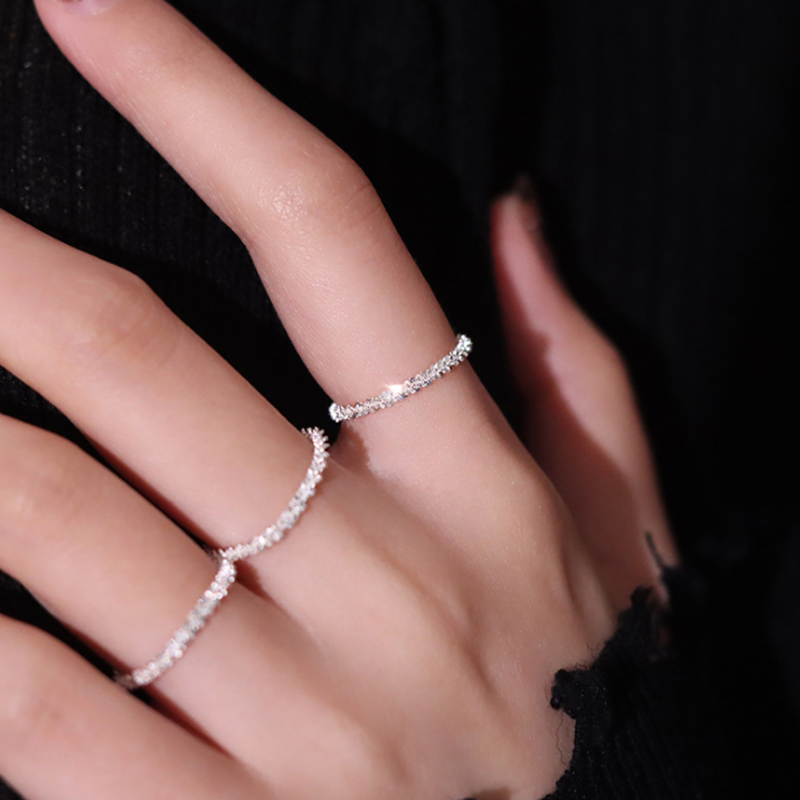 Skanto | Enkel tynn glitterring