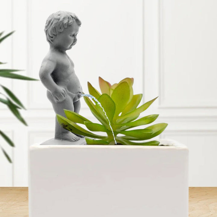 Skanto | Pee My Plants Hage Skulptur
