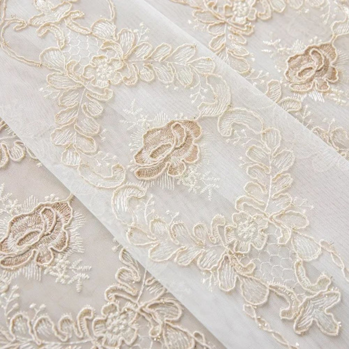 Skanto | Elyvia Brodert Klassisk Gjennomsiktig Blondergardin