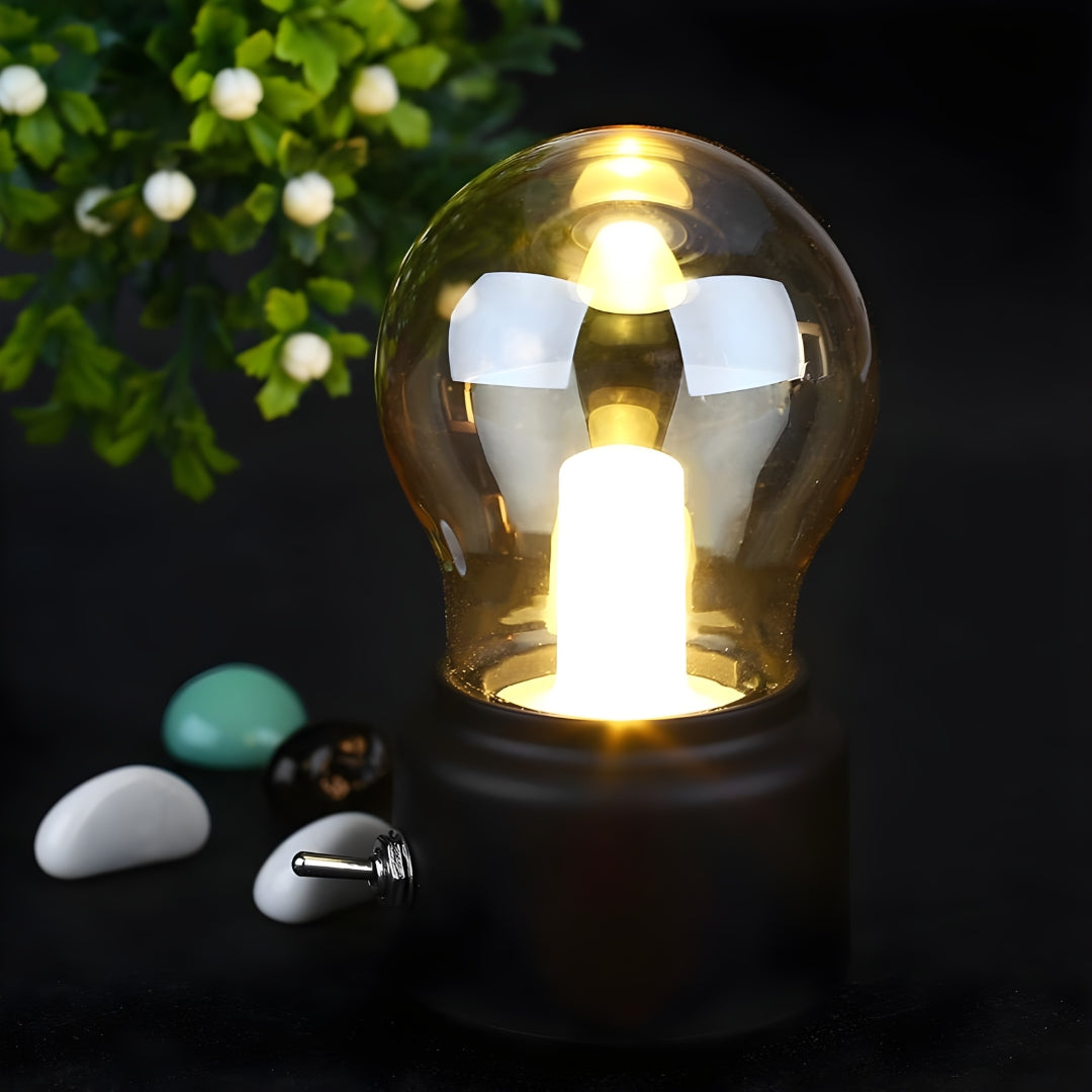 Skanto | Bærbar Retro Bordlampe - LumiRetro
