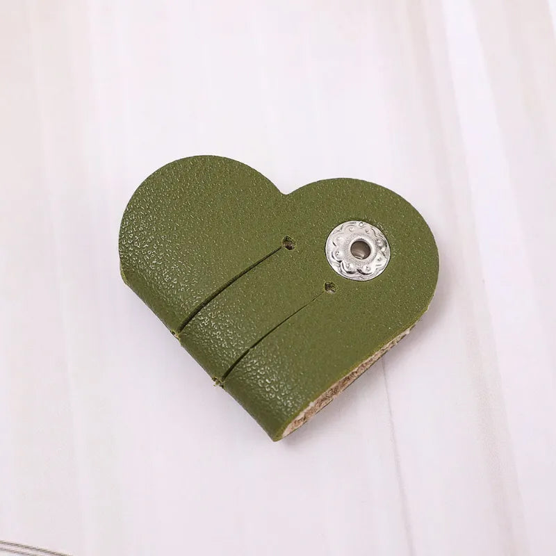 Heart Cord Organizer | Skanto