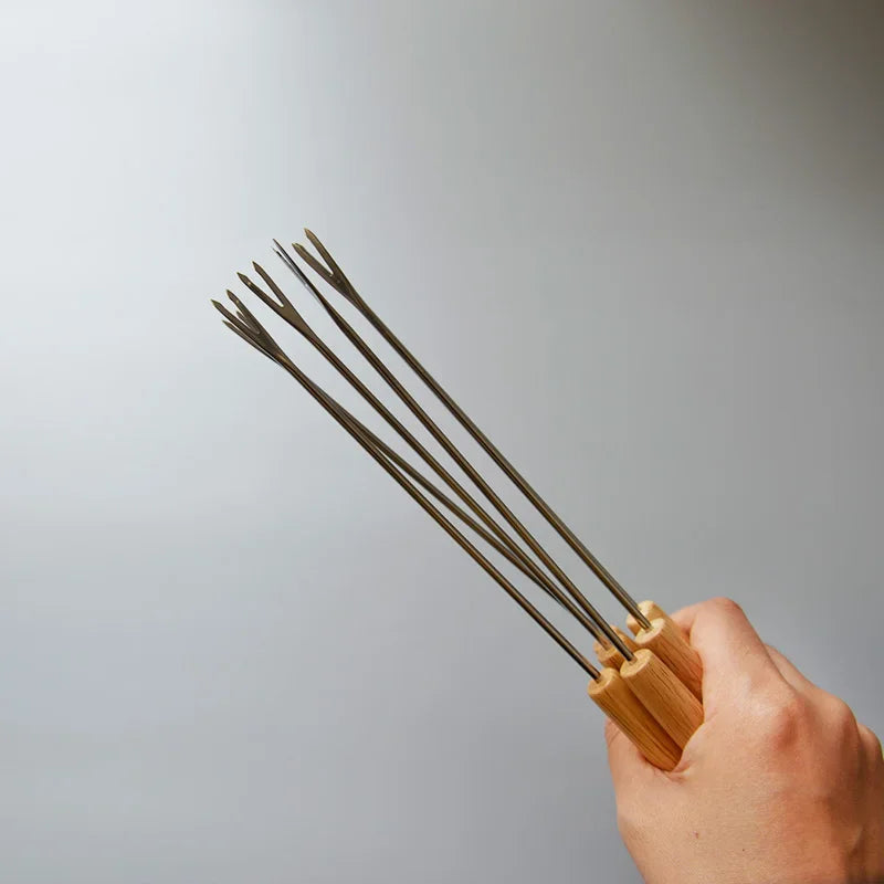 6 stk rustfrie stål gafler med trehåndtak for BBQ leirbål grill | Skanto