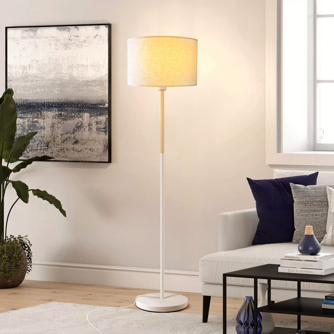 Skanto | Lalisu Moderne Hvit Gulvlampe - Mid-Century Bondehusdesign Med Lin Skjerm For Stue