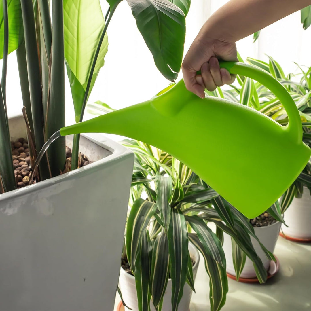 Skanto | Praktisk vannkanne for hagen – Ergonomisk design og enkel håndtering