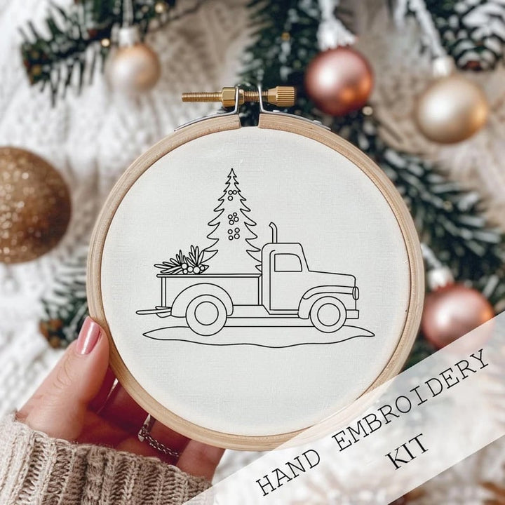 Skanto | Julebroderisett DIY | Komplett Kit for Hjemmelaget Dekor | 20 cm