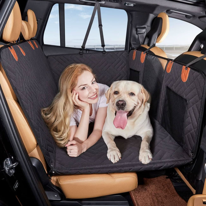 Wasserdichter Autositzbezug für stressfreies Reisen mit dem Hund