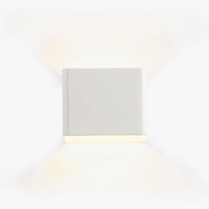 Skanto | Moderne firkantet vegglampe for belysning av soverom