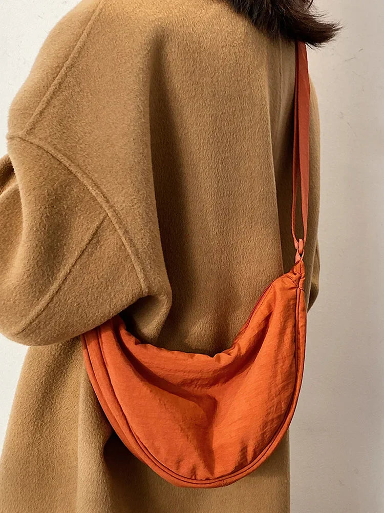 Skanto | Haze Bag️ | Den fashionable dumpling vesken for et stilig antrekk