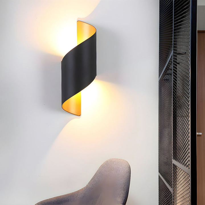 Skanto | LED Vegglampe med minimalistisk aluminiumsdesign
