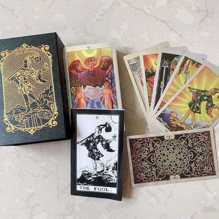 Skanto | Utforsk den mystiske verden av tarot Gullfarget tarot