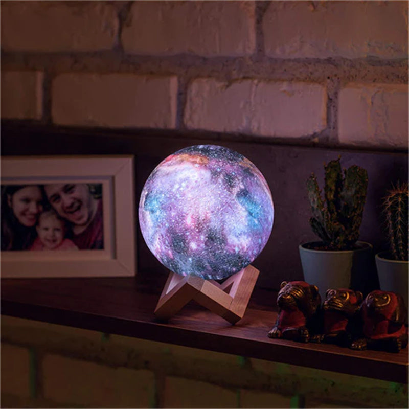 Skanto | Galaxy Moon Lamp