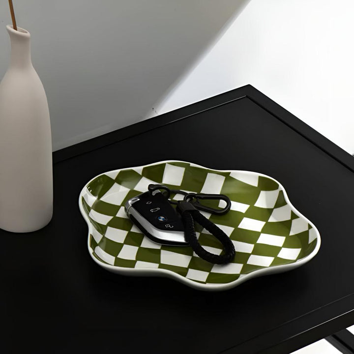 Skanto | Klassisk Rutete Keramikkplate
