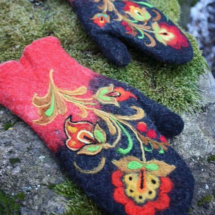 Skanto | Juleblomst Broderte Votter