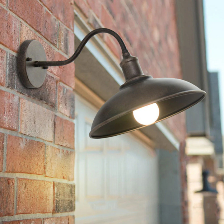Skanto | Antikk messing IP65 vanntett utendørs vegglampe