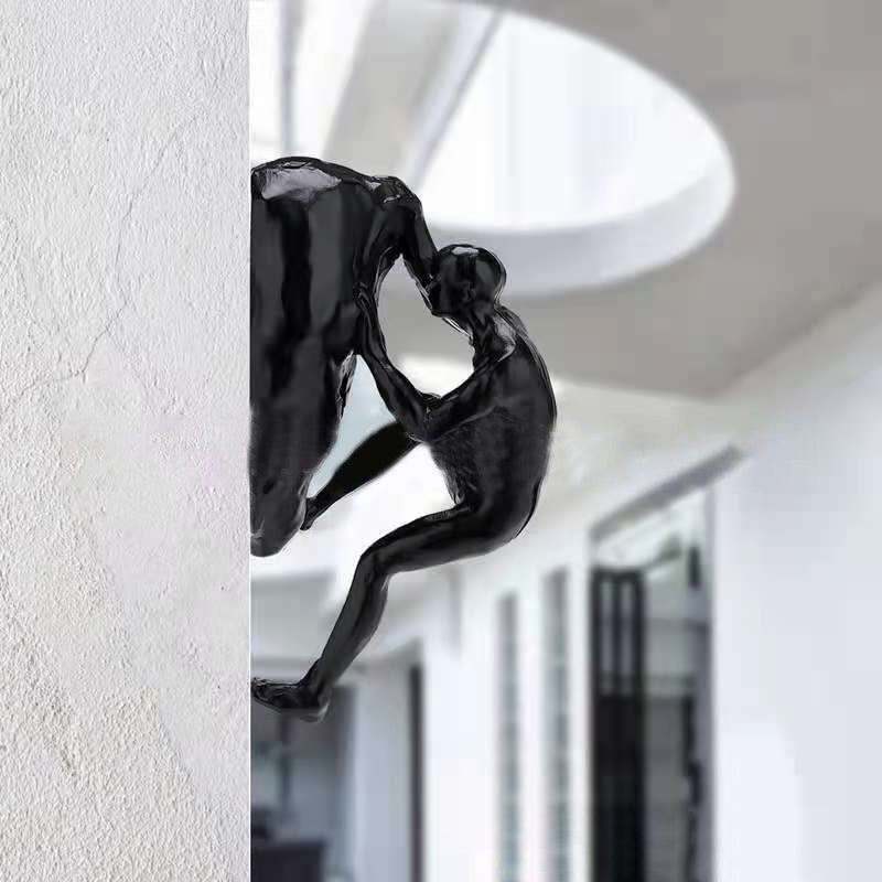 Skanto | Klatrevegg Henge Statuer