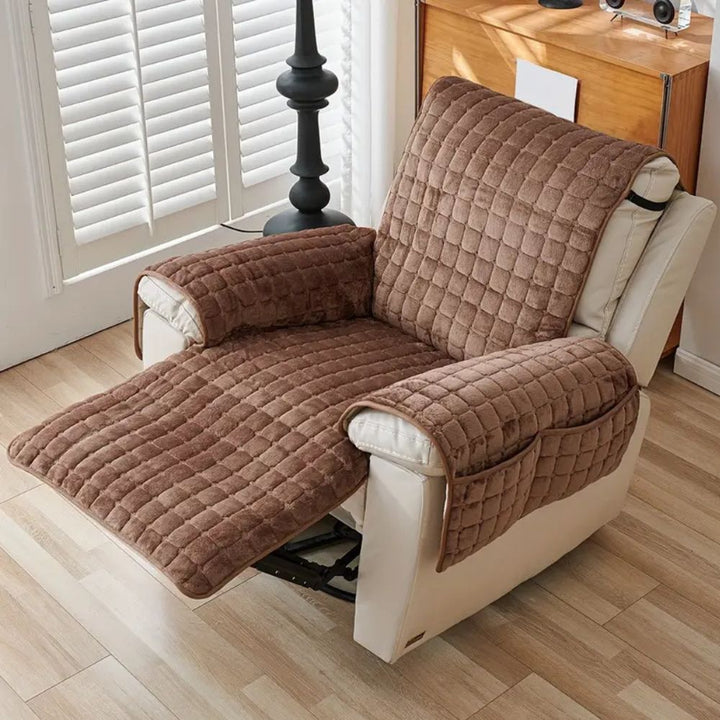 Skanto | Snug Grid Recliner Cover