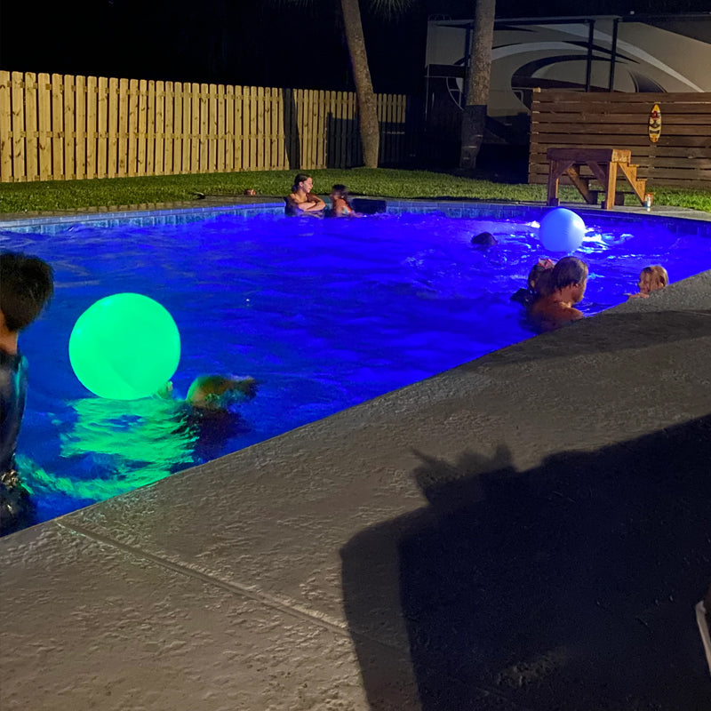Skanto | LED Lys 16 Farger Lysende Strandball