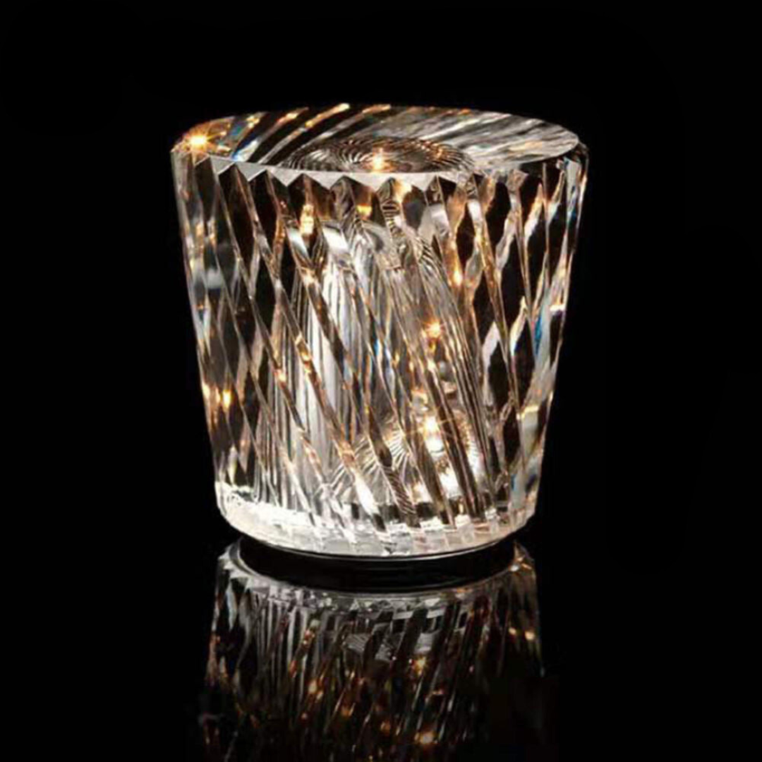 Skanto | Trådlampe i krystall