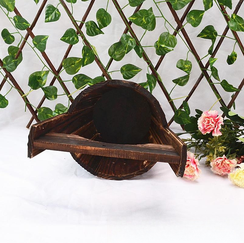 Skanto | Trebøtteplantekasse i fatadesign for hage og terrasse – Dekorative blomsterpotter laget av tre