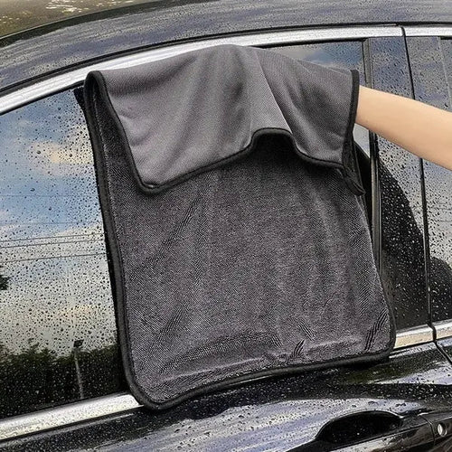 Skanto | TurboDryer — Få bilen din tørr og strålende på sekunder uten riper!