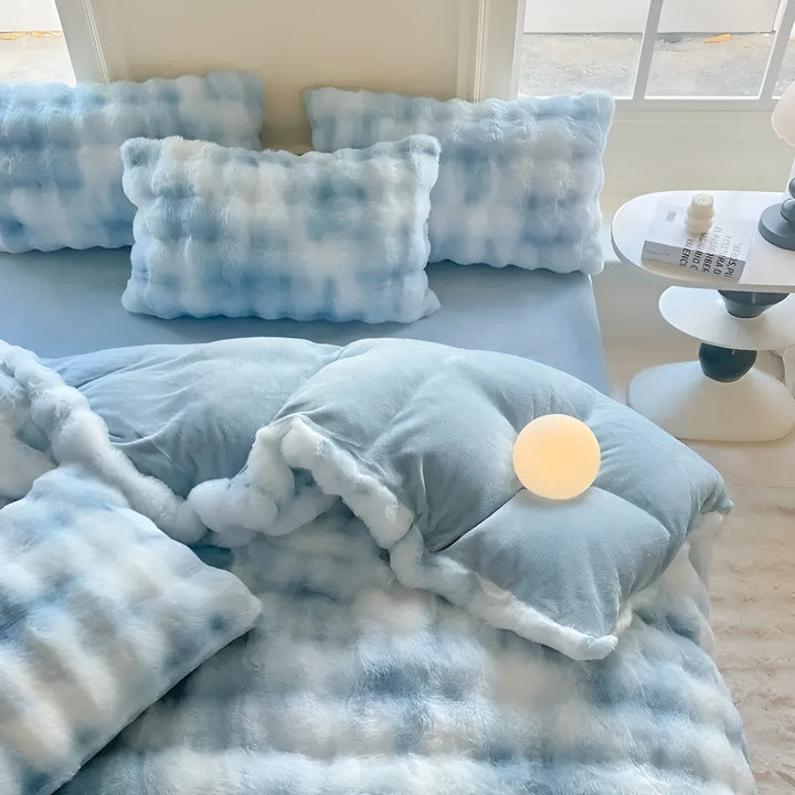 Koselig sengetøysett i plysj – varmt og mykt for høst og vinter | ReversiSkantoe-design laget av kaninpels og melkefløyel