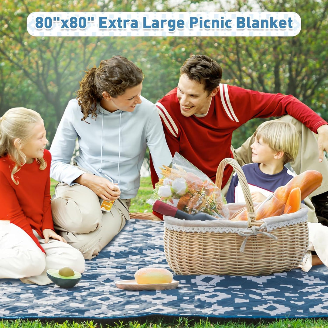 Skanto | Ekstra stor vanntett piknikteppe 200 × 200 cm med 3 lag – MeadowRest