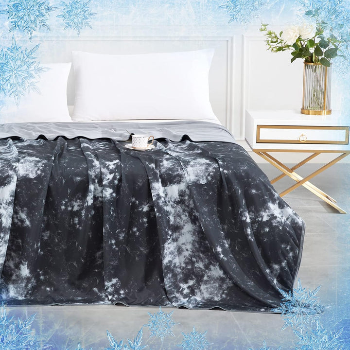 Tie-Dye Kjøleteppe – Q-Max > 0,5, Dobbeltsidet & Stilig Farge Svart | Skanto