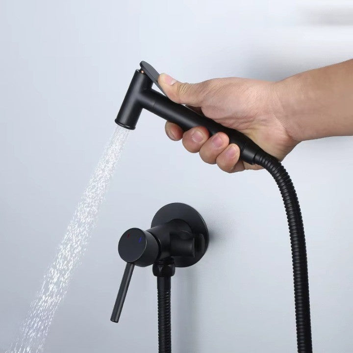 Skanto | Always Clean Veggmontert Bidet Spraykranett Sett