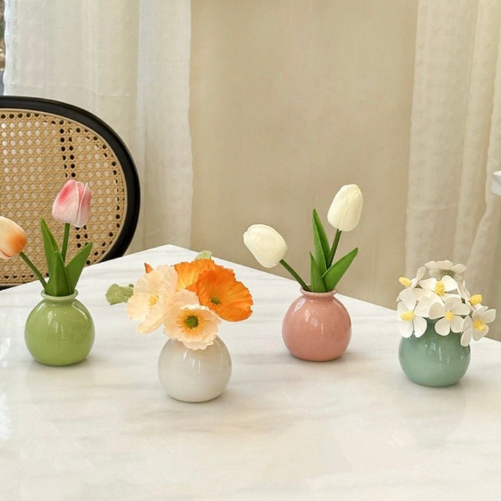Skanto | Puffy Pout Vase