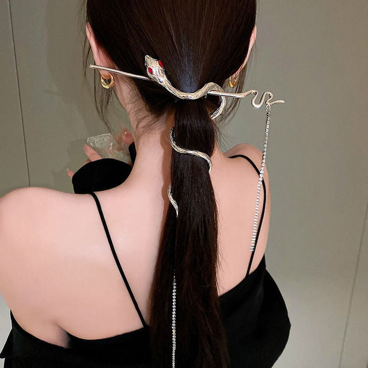 Skanto | Silver Spiral Snake Tåsmykke