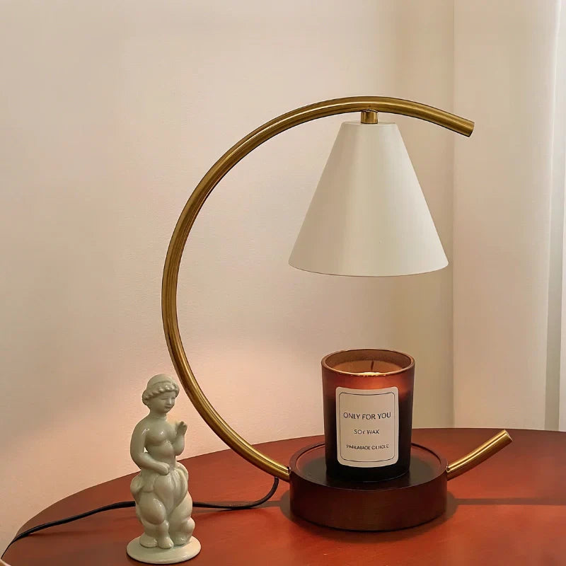Moon Arc Wax Lamp | Skanto