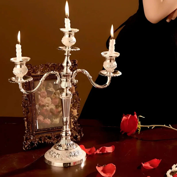 Skanto | GildedNocturne Kandelaber