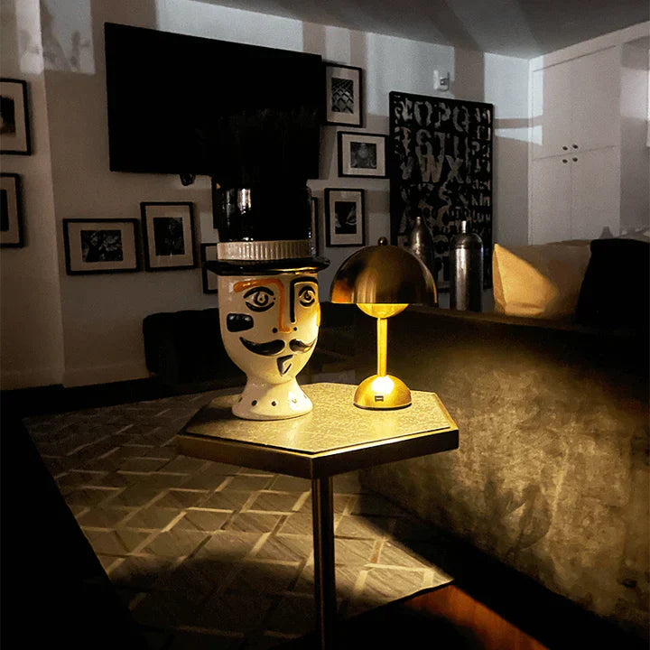 Skanto | Moderne bordlampe