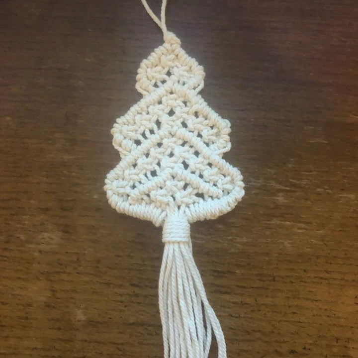 Skanto | Juletræ DIY Kit – Lag Din Egen Håndlaget Juletrepynt i Bomullssnor