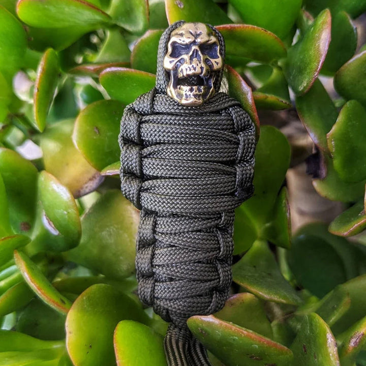 Skanto | Paracord nøkkelring mumie messing hodeskalle