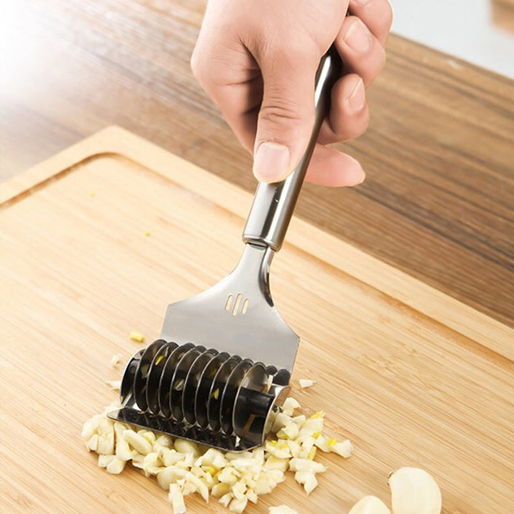 Skanto | Noodle Spaghett Cutter Roller