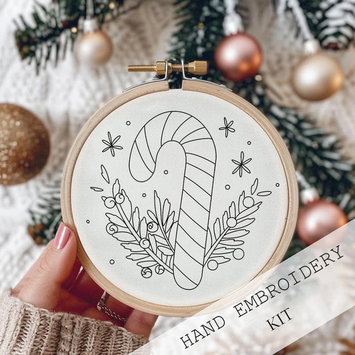 Skanto | Julebroderisett DIY | Komplett Kit for Hjemmelaget Dekor | 20 cm
