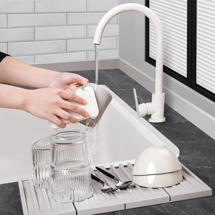Skanto | WaterDrain – Sammenleggbar Silikonmatte for Tørring og Beskyttelse av Arbeidsoverflater