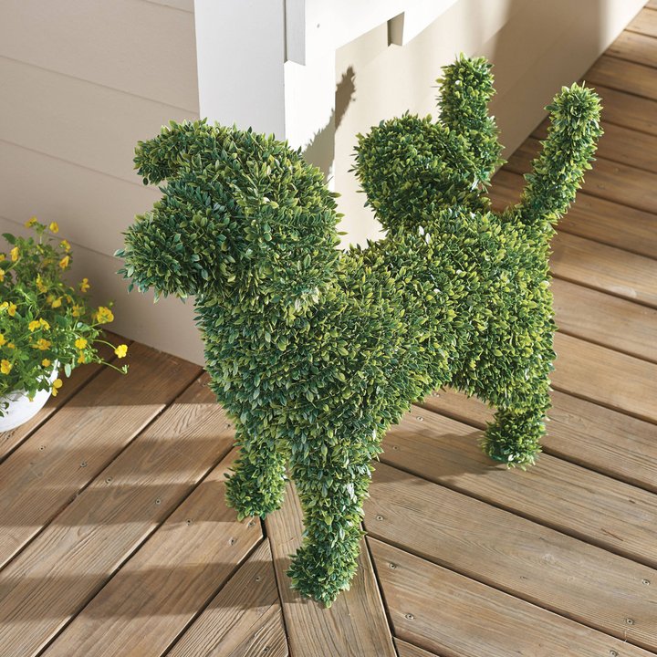 Skanto | Dekorativ Pissende Hund Topiary