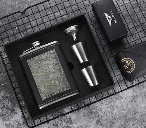 Skanto | 8oz Whisky Flaske laget av Rustfritt Stål Alkohol Trakt Hofteflaske Brodert Gull Silke Stoff Emballasje Gaveeske Sett